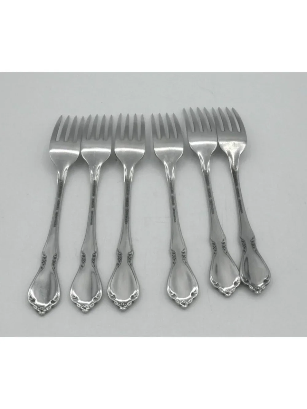 Chateau Stainless (glossy) by Oneida 7-1/4 inch Dinner Forks Set of 6 OHSCHAT